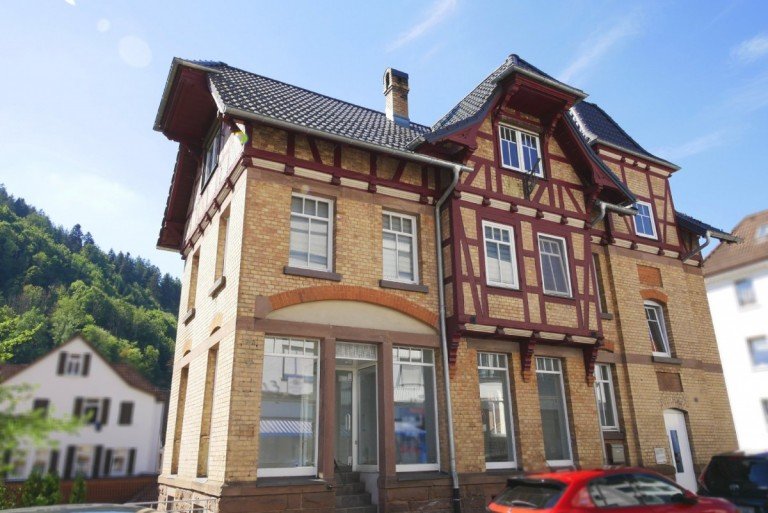 Au�enansicht Schramberg - Schramberg Einfamilienhaus Attraktives Wohn- u. Gesch�ftshaus in Schramberg-City zu verkaufen!