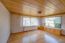 Wohnzimmer Einfamilienhaus in begehrter Lage mit gro�z�gigem Garten