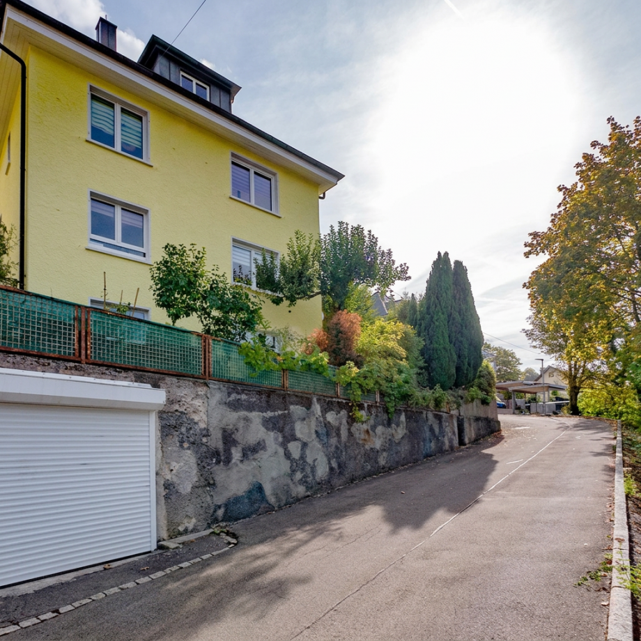 Au�enansicht mit Garage Einfamilienhaus Schramberg