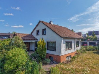 Hauptbild Einfamilienhaus in begehrter Lage mit gro�z�gigem Garten