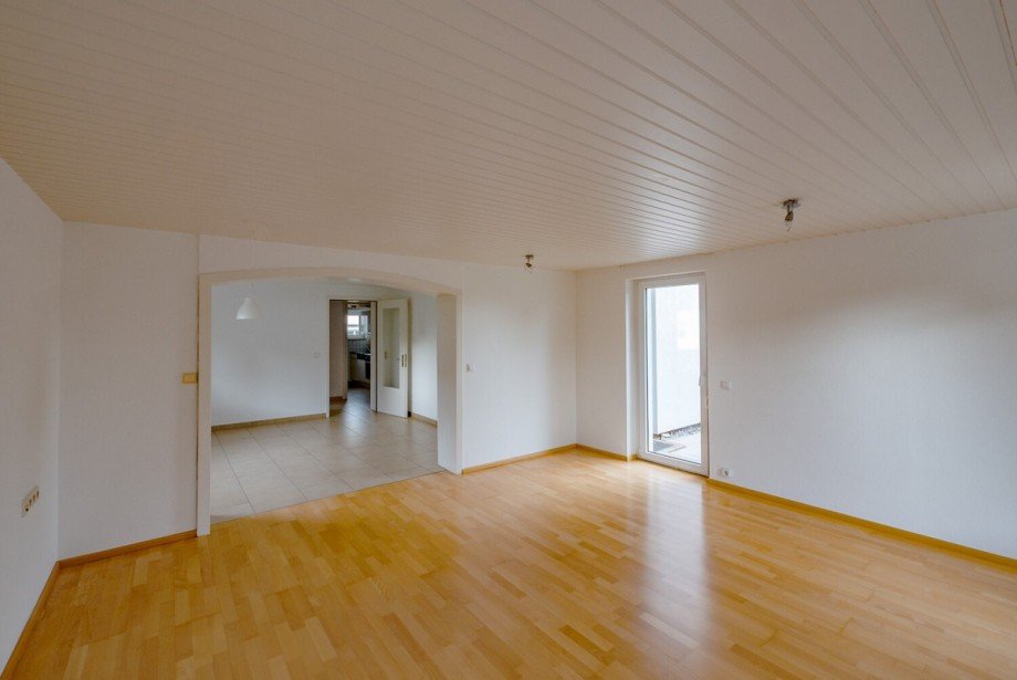 EG - Wohn-/E�zimmer Zweifamilienhaus Schramberg