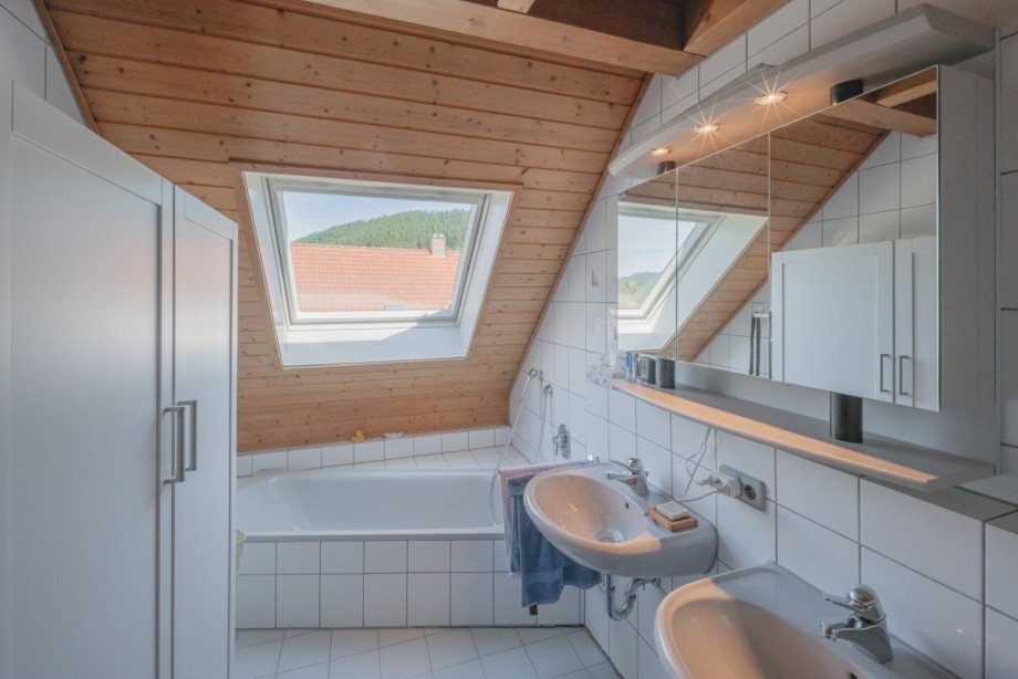 Badezimmer Doppelhaush�lfte Schramberg