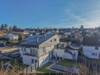 Bild (42e5cd8f09f0fd3f860eac53a9e569f9): Viel Platz f�r die ganze Familie in Sulgen� gro�z�giges Haus mit Einliegerwohnung und Pool