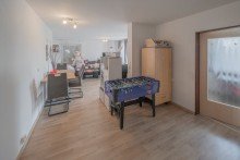 Diele Wohnen mit Schwarzwaldblick - gepflegte 2,5-Zimmer-Wohnung mit Terrasse