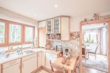 K�che NEUER PREIS!
Traumhaftes Einfamilienhaus mit Einliegerwohnung und tollem Garten zu verkaufen!