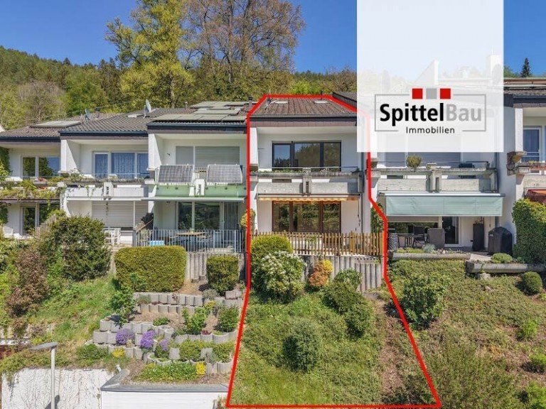SpittelBau GmbH Schramberg Reihenmittelhaus Sonniges Reihenmittelhaus mit besonderem Charme und unverbaubarem Tal-Blick