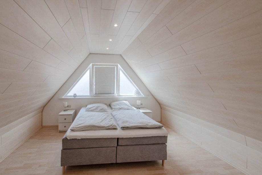 Schlafzimmer Dachgeschosswohnung Alpirsbach