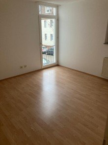 Schlafzimmer Attraktive 3-Zimmer-Seniorenwohnung mit Balkon in Schramberg zu verkaufen!