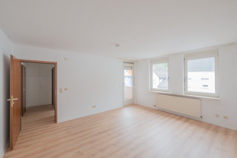 Wohn-/ Schlafzimmer Schramberg Etagenwohnung Barrierefreie 1,5-Zimmer-Seniorenwohnung mit Balkon in Schramberg zu vermieten!