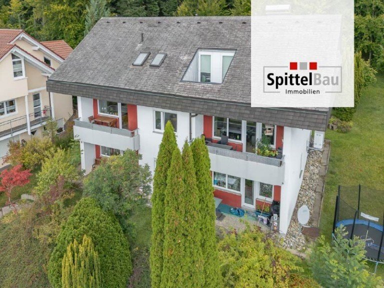 Hauptbild: Kapitalanleger aufgepasst! 5-Familienhaus mit einem Mietpotential von rund 32.000 Euro p.a.