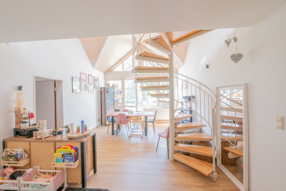 Wohn-/ Essbereich Maisonettewohnung Tennenbronn