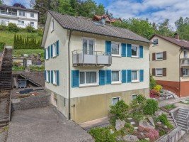 Hauptbild Zweifamilienhaus mit Potential und Aussicht in Lauterbach
