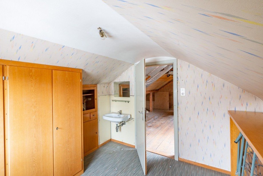 Zimmer DG Zweifamilienhaus Lauterbach