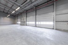 Halle Moderne Produktions- und Lagerhalle in Schramberg-Waldm�ssingen.