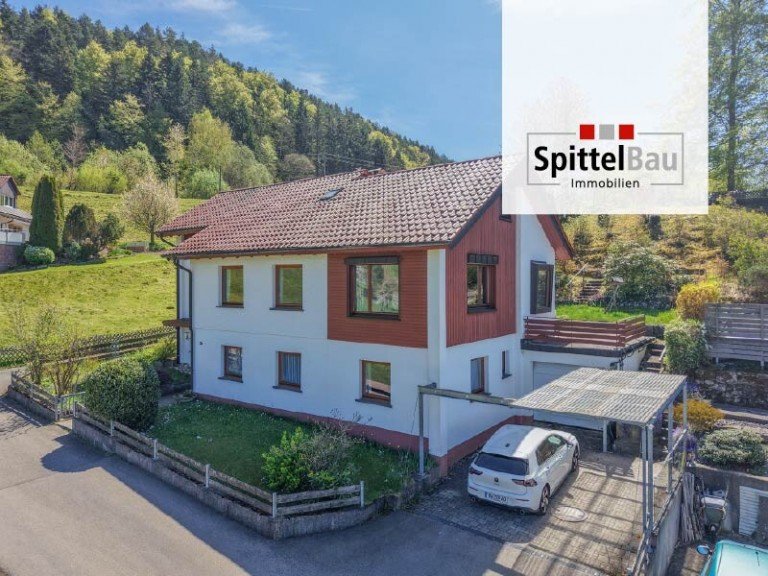 SpittelBau GmbH Schramberg Zweifamilienhaus Ruhig gelegenes Einfamilienhaus mit Einliegerwohnung in wundersch�ner Aussichtslage zu verkaufen