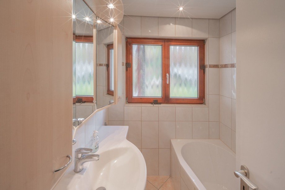 Badezimmer Erdgeschoss Zweifamilienhaus Schramberg