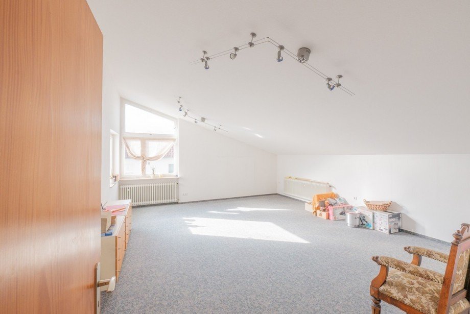 Kinder-/ G�ste-/ Hobbyzimmer Zweifamilienhaus Schramberg