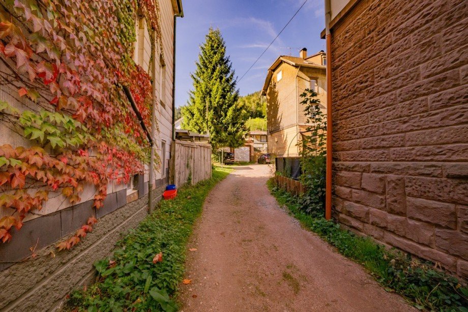 Zufahrt Mehrfamilienhaus Schramberg