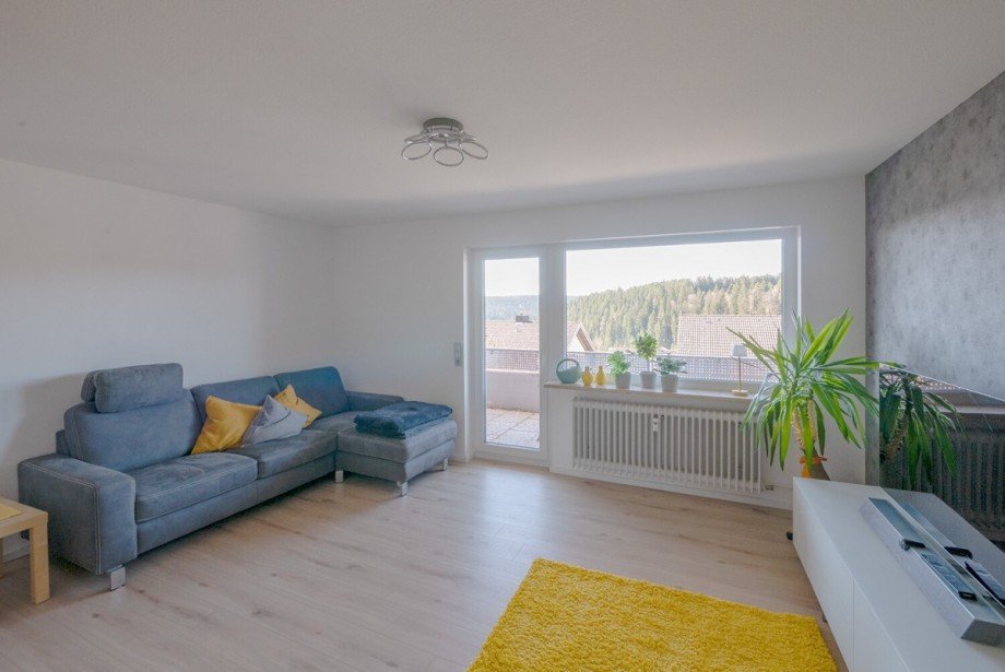 Wohnzimmer Etagenwohnung Tennenbronn