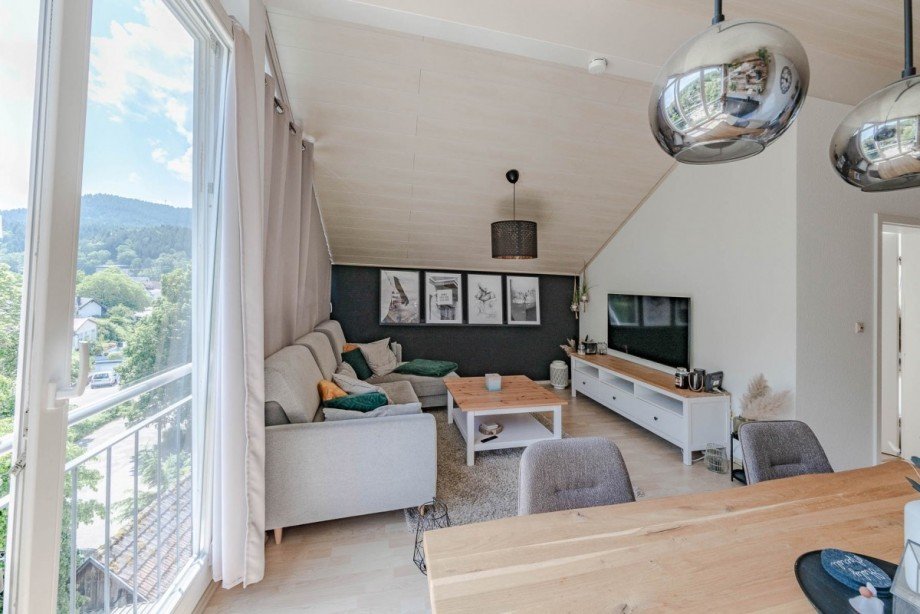 Wohn- / Esszimmer Dachgeschosswohnung Alpirsbach