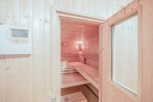 Sauna NEUER PREIS!
Traumhaftes Einfamilienhaus mit Einliegerwohnung und tollem Garten zu verkaufen!