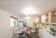 K�che Charmante, im Jahr 2022 neu ausgebaute, Wohnung in Tennenbronn: 
Ihre neue Kapitalanlage wartet!