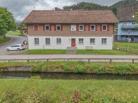Bild (c574ab6cd1f2d10cc76d2342768cade1): Vielseitiges 3-Familienhaus mit viel Platz in Schenkenzell als Kapitalanlage