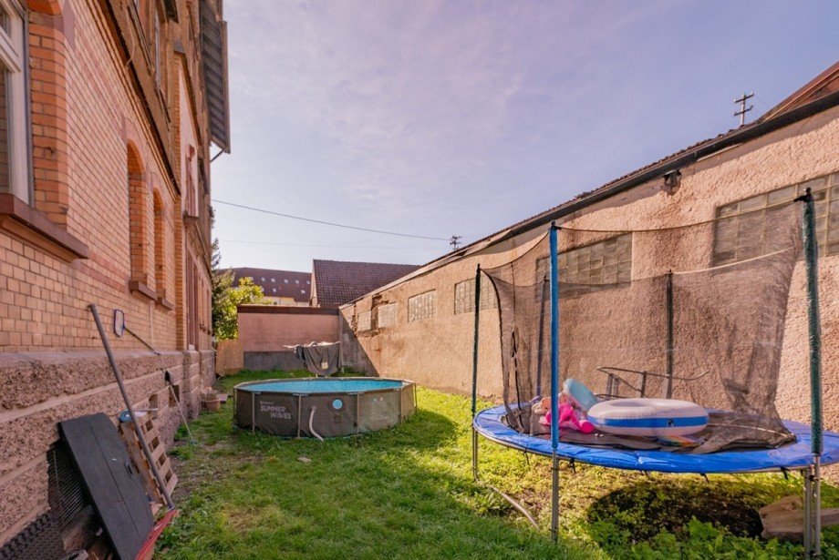 Gartenbereich Mehrfamilienhaus Schramberg