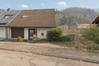 Bild (cb7ee7b6d89d1b14a8be594da4461d7c): Doppelhaush�lfte: ideal f�r die junge Familie