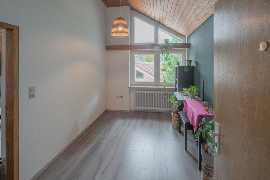 Essplatz Dachgeschosswohnung Tennenbronn