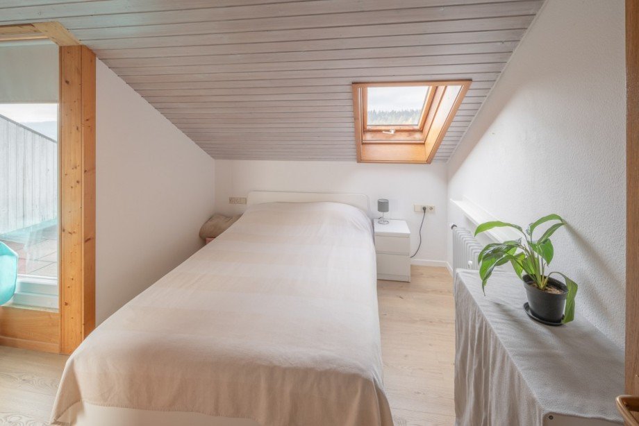Schlafzimmer Dachgeschosswohnung Tennenbronn