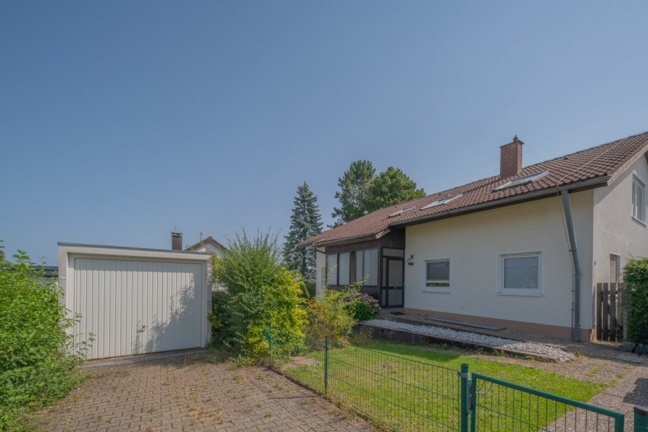 Garage Dachgeschosswohnung Schramberg