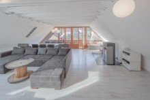 Wohnzimmer Zentrale, gro�z�gige Wohnung mit viel Potenzial